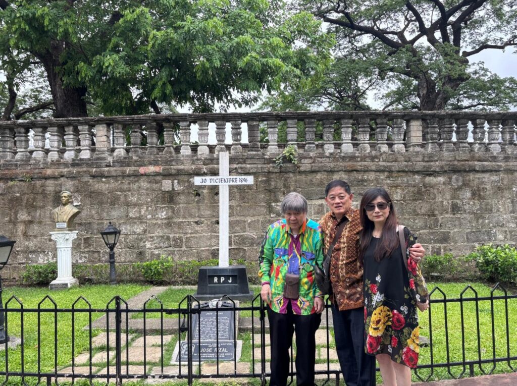 An Honour to be Paying Respects to the Great National Hero of the Philippines